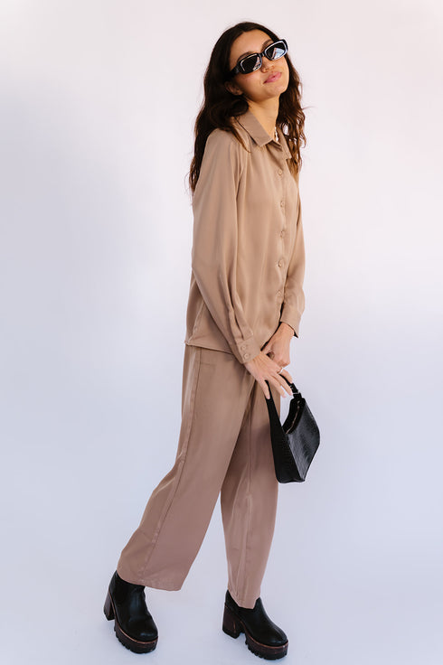 After Midnight Satin Top// Mocha